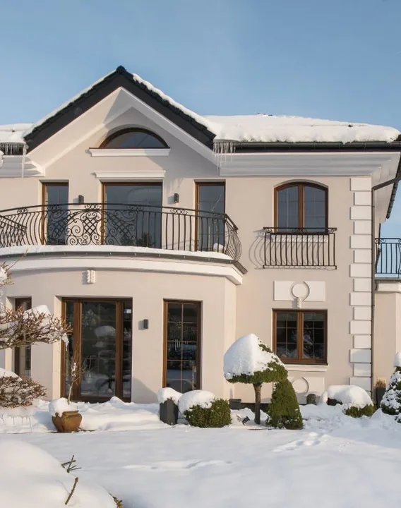 Rezydencja Longevity House Silesia zimą
