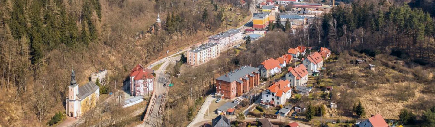 Panorama Nowej Rudy z lotu ptaka